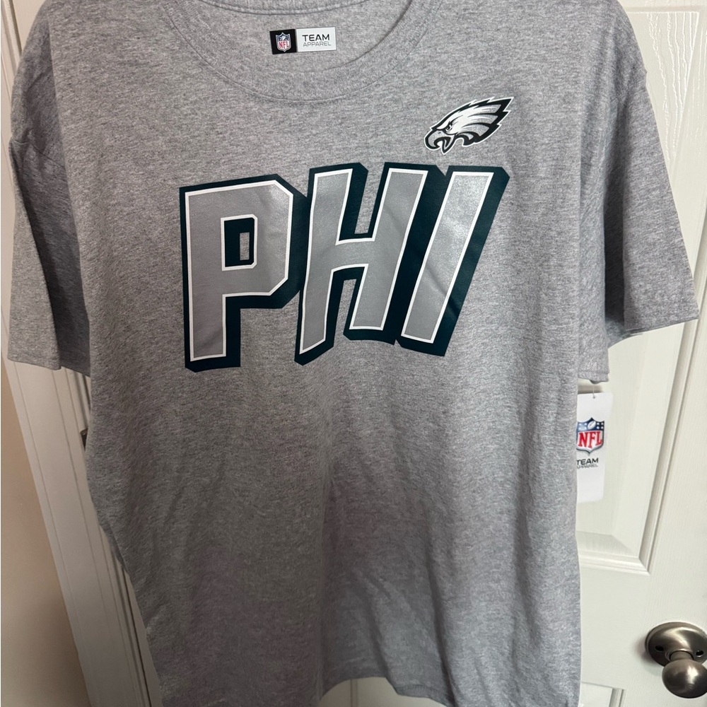 NFL Team Apparel Gray T-Shirt Men’s Philadelphia Eagles Men’s Large NWT